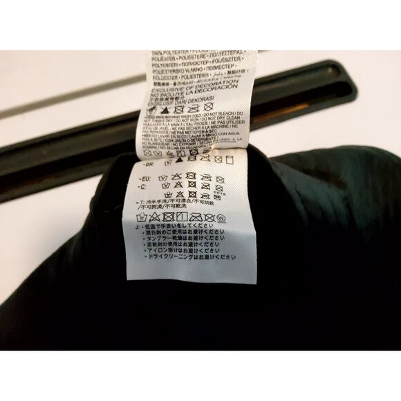 Nike Infant 12/24M Apex Bucket Hat w Strap Closure - Black UPF 40+ NWT - Picture 6 of 7